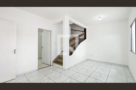 Sala de casa à venda com 3 quartos, 168m² em Jardim Sabará, São Paulo