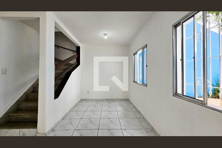 Sala de casa à venda com 3 quartos, 168m² em Jardim Sabará, São Paulo