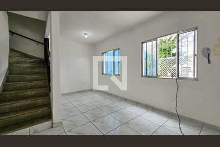 Sala de casa à venda com 3 quartos, 168m² em Jardim Sabará, São Paulo