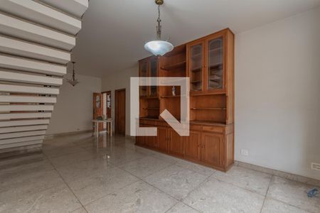 Sala 2 de casa à venda com 5 quartos, 400m² em São Luiz, Belo Horizonte