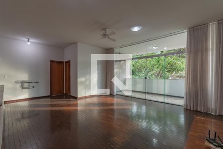 Sala 3 de casa à venda com 5 quartos, 400m² em São Luiz, Belo Horizonte