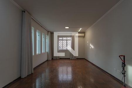 Sala 1 de casa à venda com 5 quartos, 400m² em São Luiz, Belo Horizonte