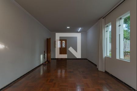 Sala 1 de casa à venda com 5 quartos, 400m² em São Luiz, Belo Horizonte