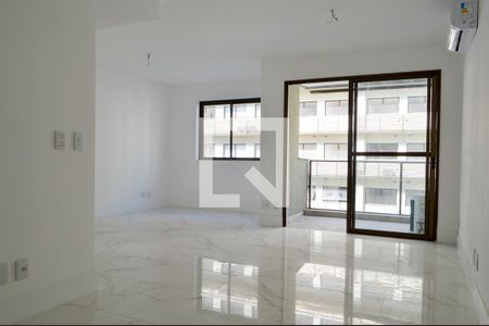 Sala de apartamento para alugar com 1 quarto, 39m² em Freguesia (jacarepaguá), Rio de Janeiro