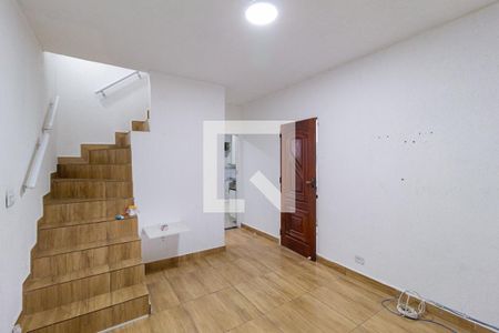 Sala de casa para alugar com 2 quartos, 90m² em Rochdale, Osasco