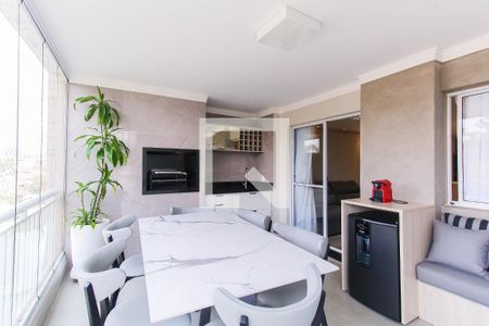 Varanda de apartamento à venda com 3 quartos, 113m² em Vila Canero, São Paulo