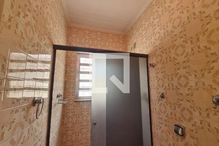 Banheiro da Suíte 1 de casa para alugar com 5 quartos, 350m² em Jardim Vila Formosa, São Paulo