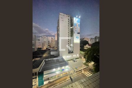 Quarto de apartamento à venda com 1 quarto, 47m² em Centro, Campinas