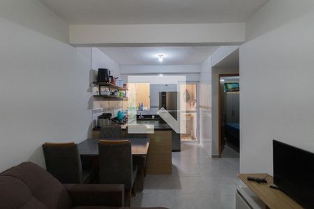 Sala e Cozinha de apartamento à venda com 2 quartos, 38m² em Parque Maria Luiza, São Paulo