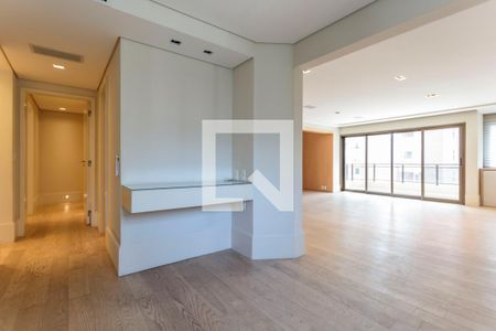 Sala de apartamento à venda com 2 quartos, 200m² em Itaim Bibi, São Paulo