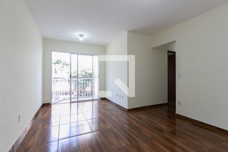 Sala de apartamento para alugar com 3 quartos, 70m² em Vila Carmosina, São Paulo