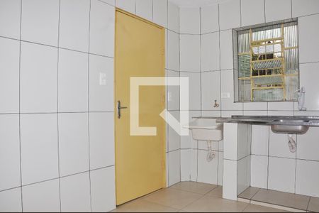 Sala/Cozinha/Área de Serviço de casa para alugar com 1 quarto, 20m² em Chácara Inglesa, São Paulo