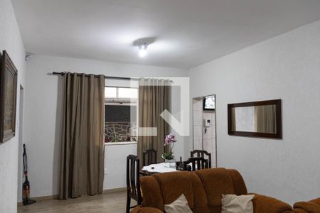 Sala de casa à venda com 4 quartos, 31m² em Santa Maria, Belo Horizonte