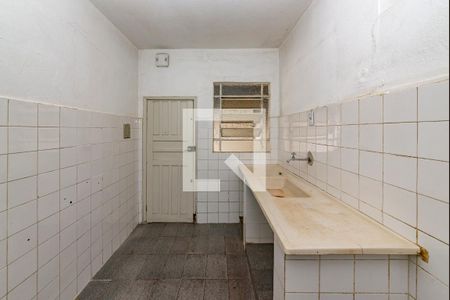 Cozinha de casa para alugar com 1 quarto, 45m² em Carlos Prates, Belo Horizonte