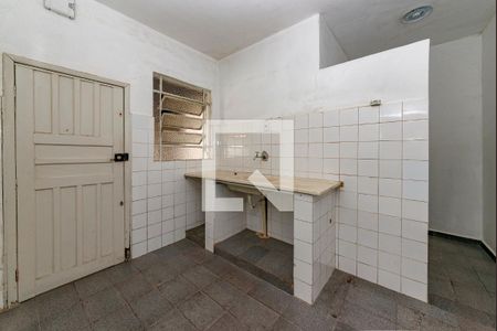 Cozinha de casa para alugar com 1 quarto, 45m² em Carlos Prates, Belo Horizonte