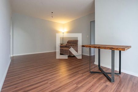 Sala de apartamento para alugar com 2 quartos, 70m² em Vila Madalena, São Paulo