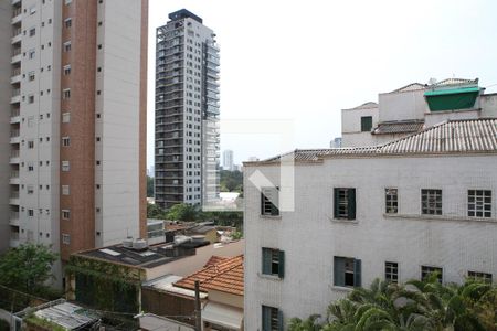 Vista da Sala de apartamento para alugar com 3 quartos, 110m² em Água Branca, São Paulo