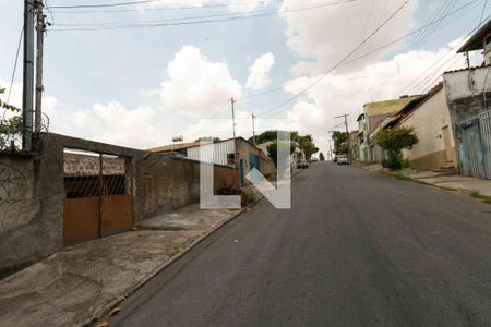 Fachada de casa à venda com 3 quartos, 153m² em Novo Glória, Belo Horizonte