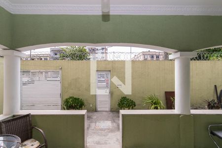 Vista da Sala de casa à venda com 3 quartos, 200m² em Olaria, Rio de Janeiro