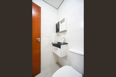 Banheiro de apartamento à venda com 1 quarto, 34m² em Vila Granada, São Paulo