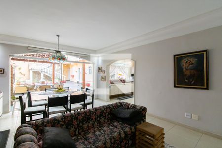 Sala 3 de casa para alugar com 4 quartos, 450m² em Vila Rosalia, Guarulhos