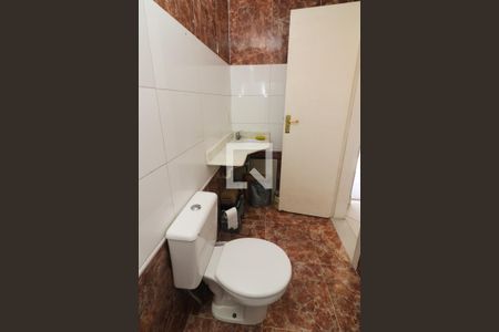 Casa de condomínio à venda com 177m², 3 quartos e 2 vagas Casa de condomínio à venda com 177m², 3 quartos e 2 vagasBanheiro da Suíte 3