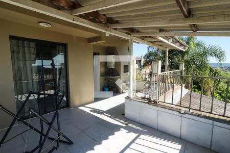 Casa de condomínio à venda com 177m², 3 quartos e 2 vagas Casa de condomínio à venda com 177m², 3 quartos e 2 vagasTerraço