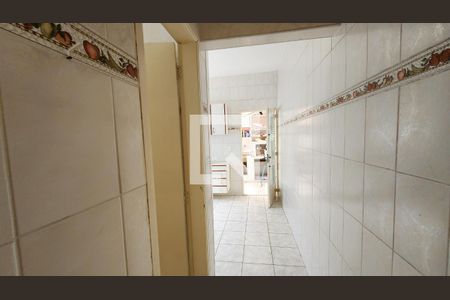 Casa à venda com 250m², 3 quartos e 3 vagas Casa à venda com 250m², 3 quartos e 3 vagasCorredor casa 2