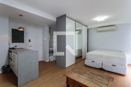 Sala/Quarto de kitnet/studio para alugar com 1 quarto, 40m² em Vila Olímpia, São Paulo