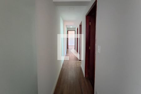 Corredor Quartos de apartamento para alugar com 3 quartos, 138m² em Centro, Campinas