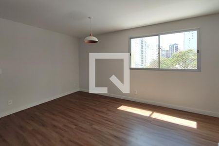 Sala de apartamento para alugar com 3 quartos, 138m² em Centro, Campinas