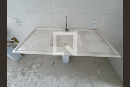 Cozinha e Área de Serviço de apartamento para alugar com 2 quartos, 52m² em Parque Santa Rosa, Suzano