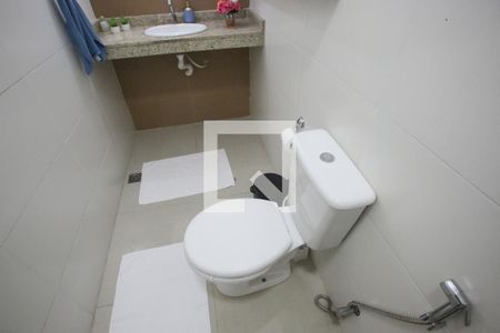 Lavabo de casa de condomínio para alugar com 3 quartos, 110m² em Taquara, Rio de Janeiro