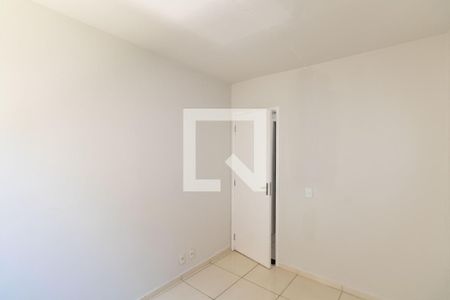 Quarto 1 de apartamento para alugar com 2 quartos, 60m² em Inhoaíba, Rio de Janeiro