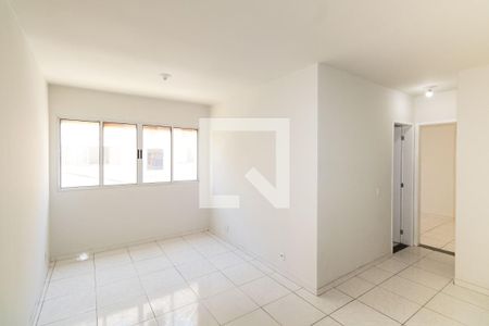 Sala de apartamento para alugar com 2 quartos, 60m² em Inhoaíba, Rio de Janeiro