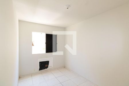 Quarto 2 de apartamento para alugar com 2 quartos, 60m² em Inhoaíba, Rio de Janeiro