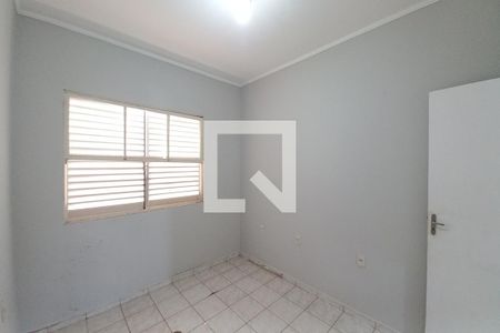 Quarto 1 de casa para alugar com 2 quartos, 135m² em Jardim Guanabara, Campinas