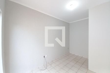 Sala de casa para alugar com 2 quartos, 135m² em Jardim Guanabara, Campinas