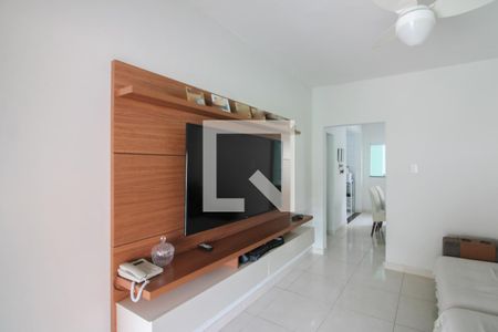 Sala de casa à venda com 3 quartos, 360m² em Tupi, Belo Horizonte