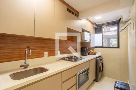 Cozinha de apartamento à venda com 2 quartos, 57m² em Tristeza, Porto Alegre