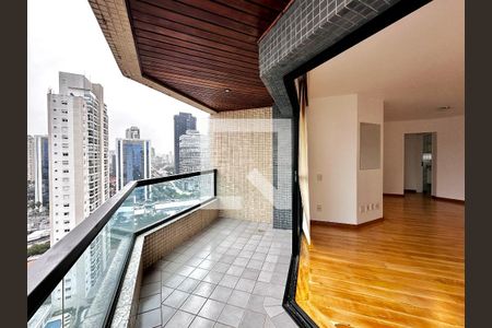 Sacada de apartamento para alugar com 3 quartos, 127m² em Santo Amaro, São Paulo