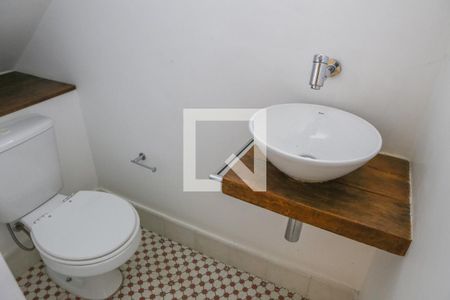 Lavabo de casa para alugar com 3 quartos, 205m² em Pompeia, São Paulo