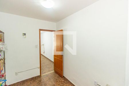 Quarto 1 de casa para alugar com 2 quartos, 400m² em Engenheiro Leal, Rio de Janeiro