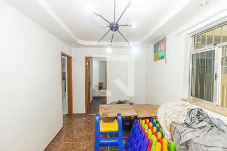 Sala de casa para alugar com 2 quartos, 400m² em Engenheiro Leal, Rio de Janeiro