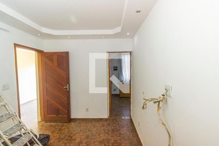 Sala de casa para alugar com 2 quartos, 400m² em Engenheiro Leal, Rio de Janeiro