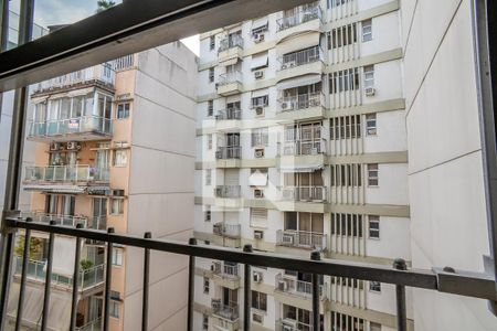 Sala vista de apartamento à venda com 3 quartos, 137m² em Flamengo, Rio de Janeiro