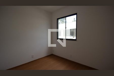 Quarto 2 de casa para alugar com 2 quartos, 62m² em Vargem Grande, Rio de Janeiro