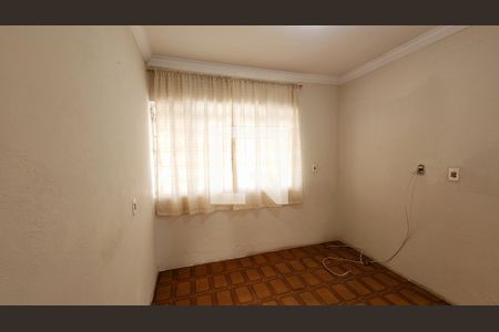 Casa à venda com 100m², 2 quartos e 1 vagaSala