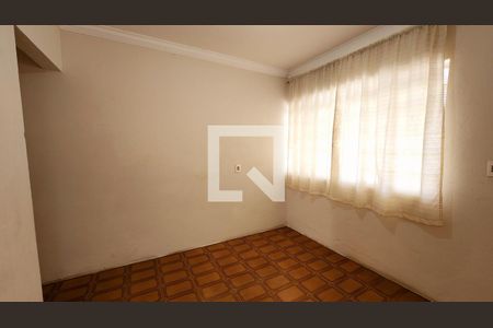 Casa à venda com 100m², 2 quartos e 1 vagaSala