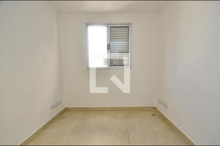 Quarto1 de apartamento para alugar com 3 quartos, 90m² em Ipiranga, Belo Horizonte